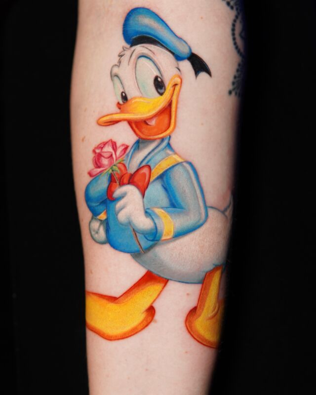 Bookings⬇️⬇️
www.remcodevogel.com
@pepax.official @pepax.machine 
#pepax #pepaxmachines #pepaxleve #levemachines #tattoo #tattoos #donaldduck #donaldducktattoo #colortattoo 
@pepax.official 
@tattoolandsupplies 
@levgroothandel
@tattoo_birdy_ijmuiden