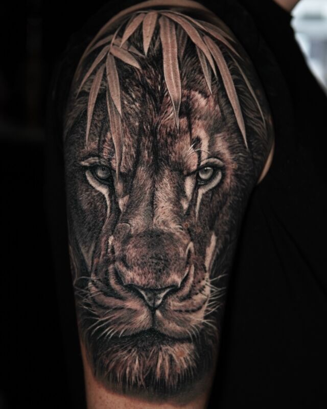 🦁
.
Bookings⬇️
www.remcodevogel.com
@pepax.official @pepax.machine 
#pepax #pepaxmachines #pepaxleve #levemachines #tattoo #tattoos #colorportrait #remcodevogel #tattoobirdy #diadelosmuertos #diadelosmuertostattoo 
@tattoo_birdy_ijmuiden